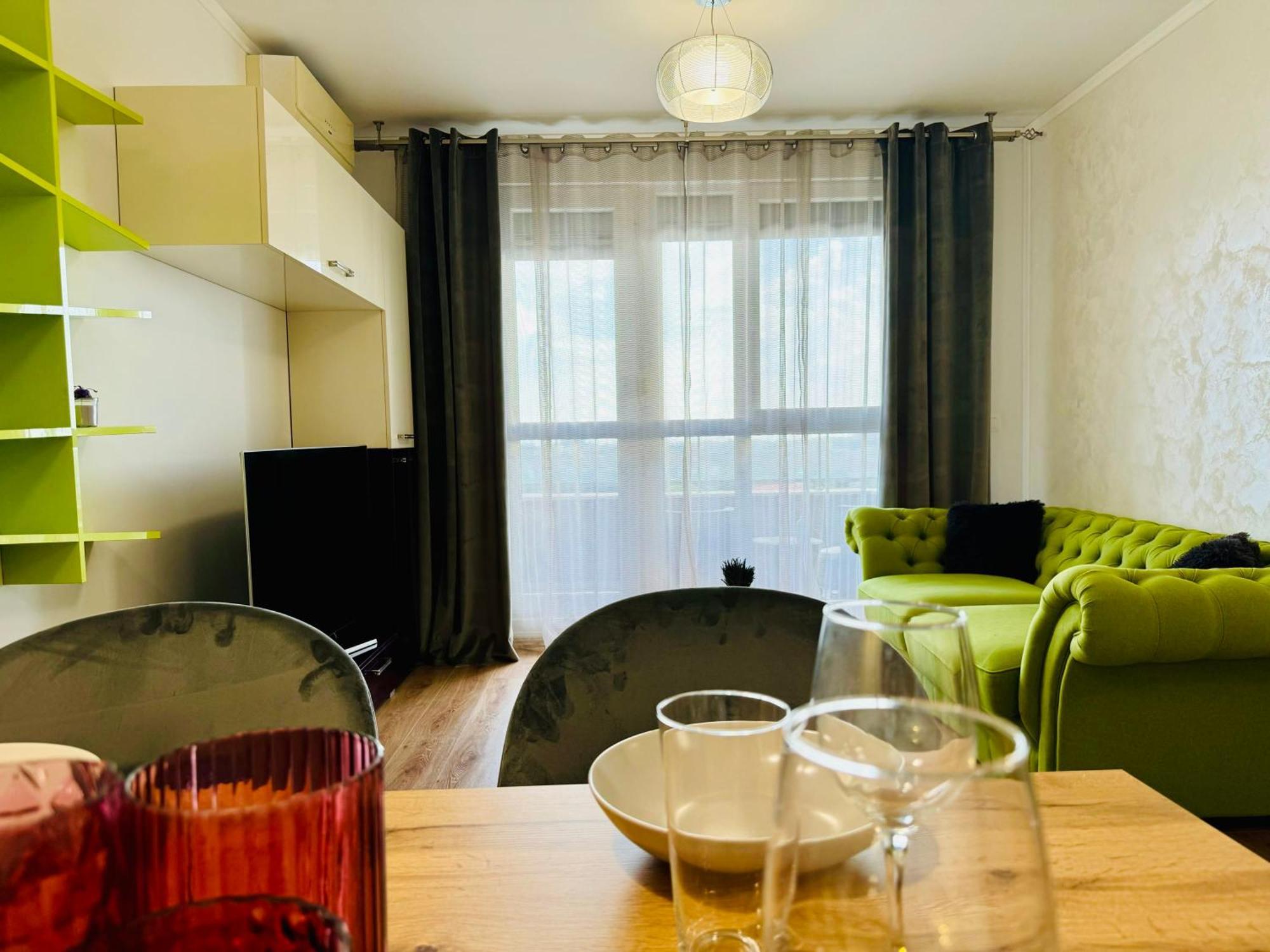 Joy City Stay Forest 84 Timişoara Exteriör bild
